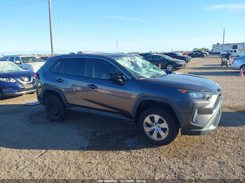 TOYOTA RAV4 LE