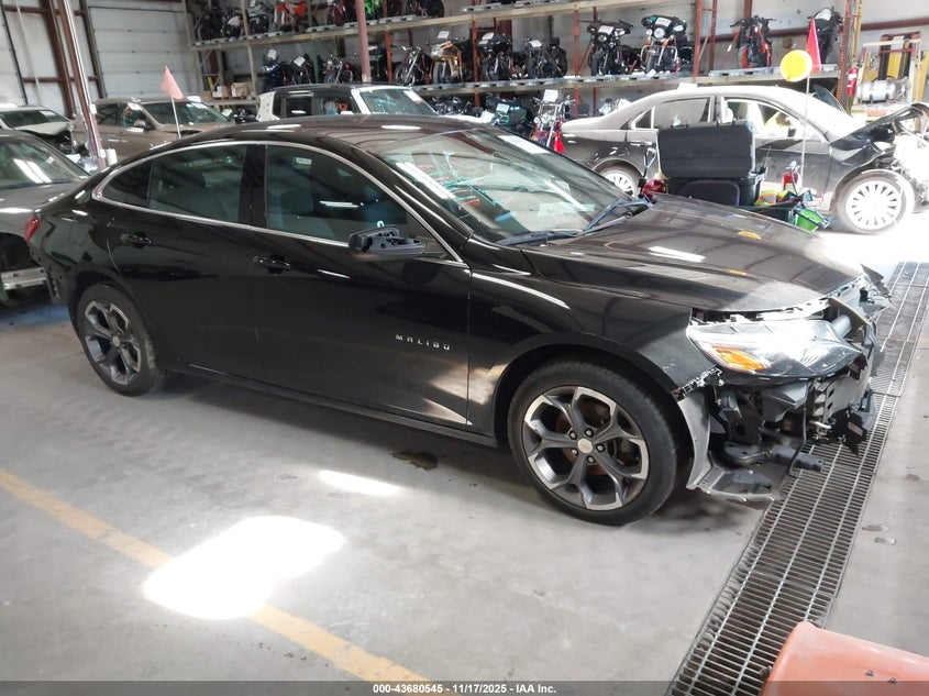 CHEVROLET MALIBU FWD 1LT