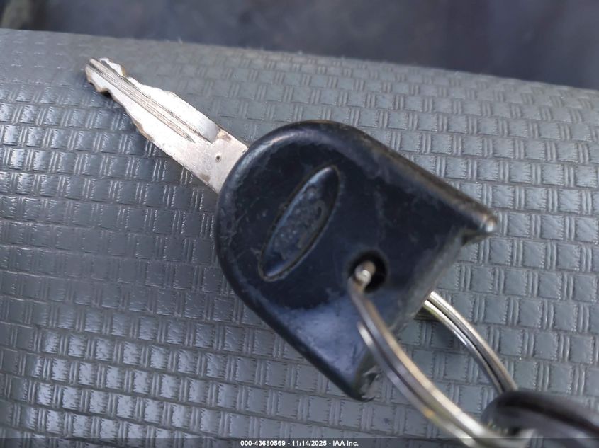 2013 Ford F-150 Xl VIN: 1FTMF1CM2DKE72649 Lot: 43680569