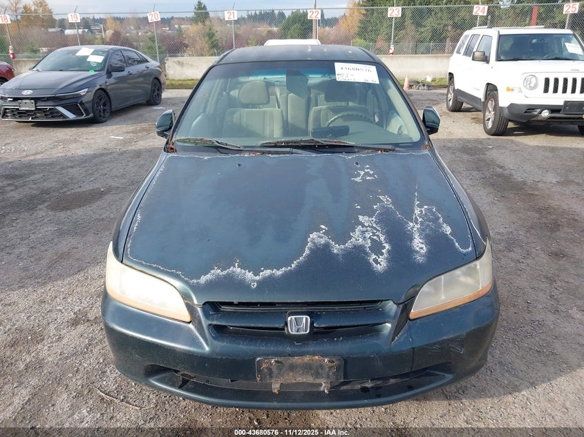 2000 Honda Accord 2.3 Se VIN: 1HGCG5670YA065593 Lot: 43680576