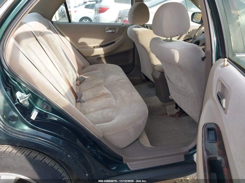 2000 Honda Accord 2.3 Se VIN: 1HGCG5670YA065593 Lot: 43680576