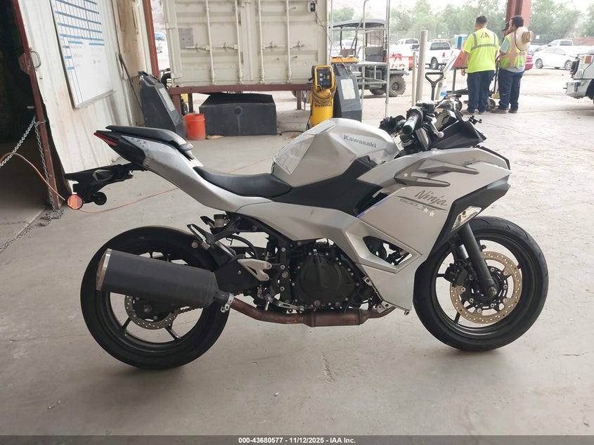 2024 Kawasaki Ex500 VIN: ML5EXGG14RDA27388 Lot: 43680577