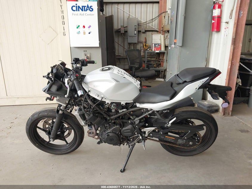 2024 Kawasaki Ex500 VIN: ML5EXGG14RDA27388 Lot: 43680577