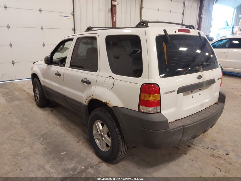 1FMYU02Z97KB90670 2007 FORD ESCAPE photo no. 3