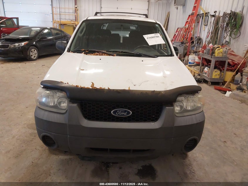 1FMYU02Z97KB90670 2007 FORD ESCAPE photo no. 6