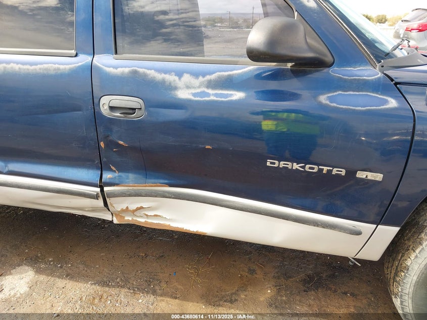 1B7HL2AN81S298383 2001 DODGE DAKOTA photo no. 6