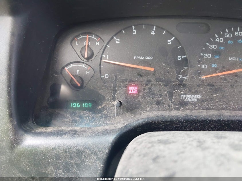 1B7HL2AN81S298383 2001 DODGE DAKOTA photo no. 7