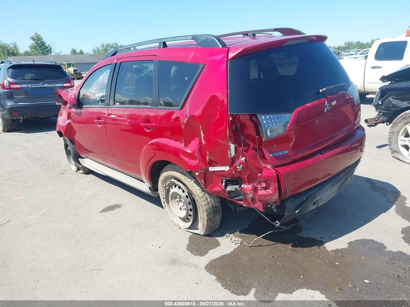 2013 MITSUBISHI OUTLANDER auction photo 3