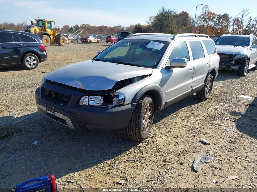 YV4SZ592X71282326 2007 VOLVO XC70 photo no. 2