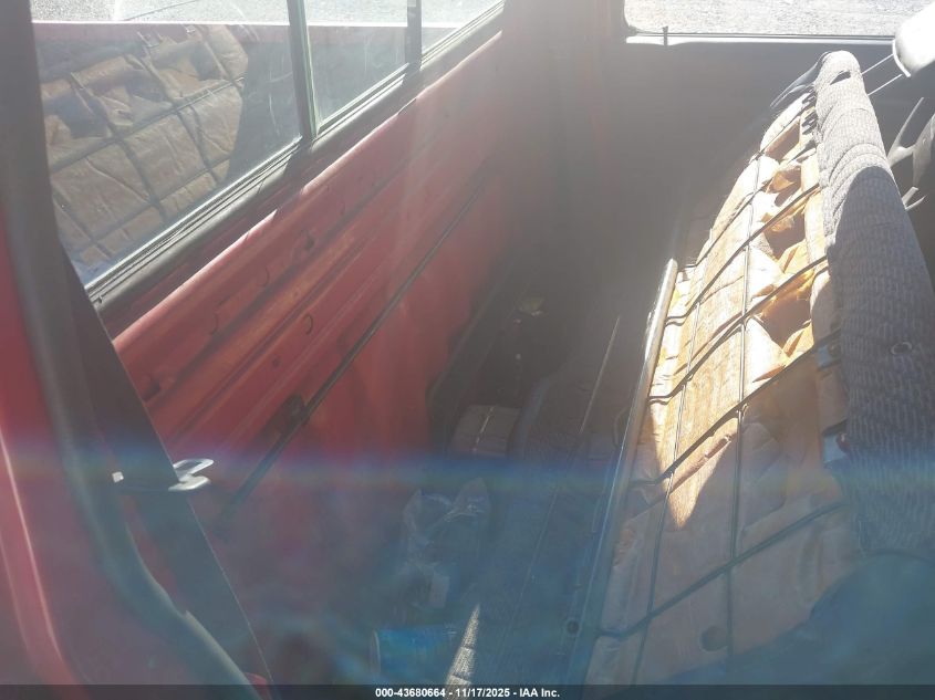 1997 Nissan 4X4 Truck Xe VIN: 1N6SD11Y7VC361915 Lot: 43680664