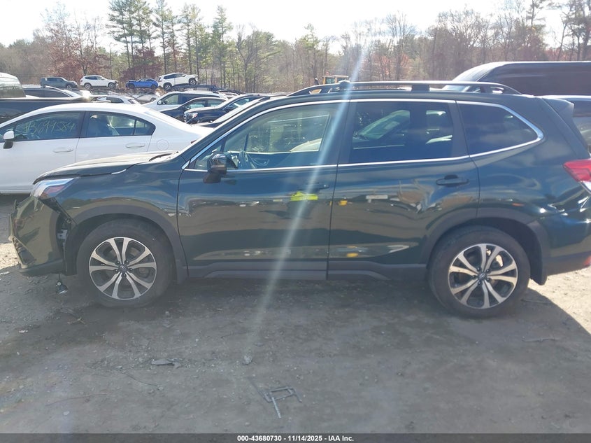 2022 SUBARU FORESTER LIMITED JF2SKANC6NH492135