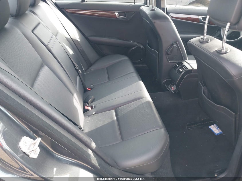2010 Mercedes-Benz C 300 Luxury 4Matic VIN: WDDGF8BB8AF409376 Lot: 43680776