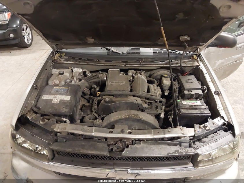 2002 Chevrolet Trailblazer Ltz VIN: 1GNDT13S322270155 Lot: 43680831