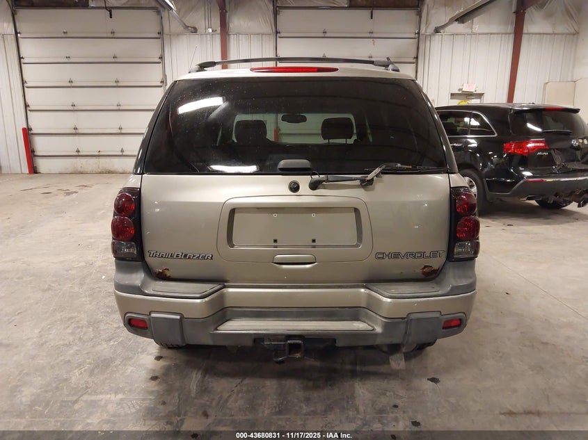 2002 Chevrolet Trailblazer Ltz VIN: 1GNDT13S322270155 Lot: 43680831