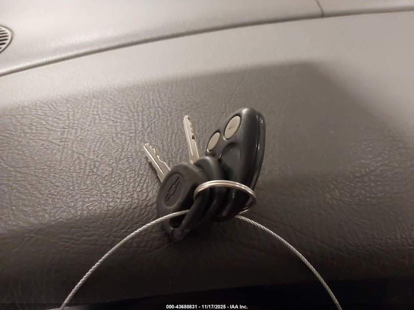 2002 Chevrolet Trailblazer Ltz VIN: 1GNDT13S322270155 Lot: 43680831