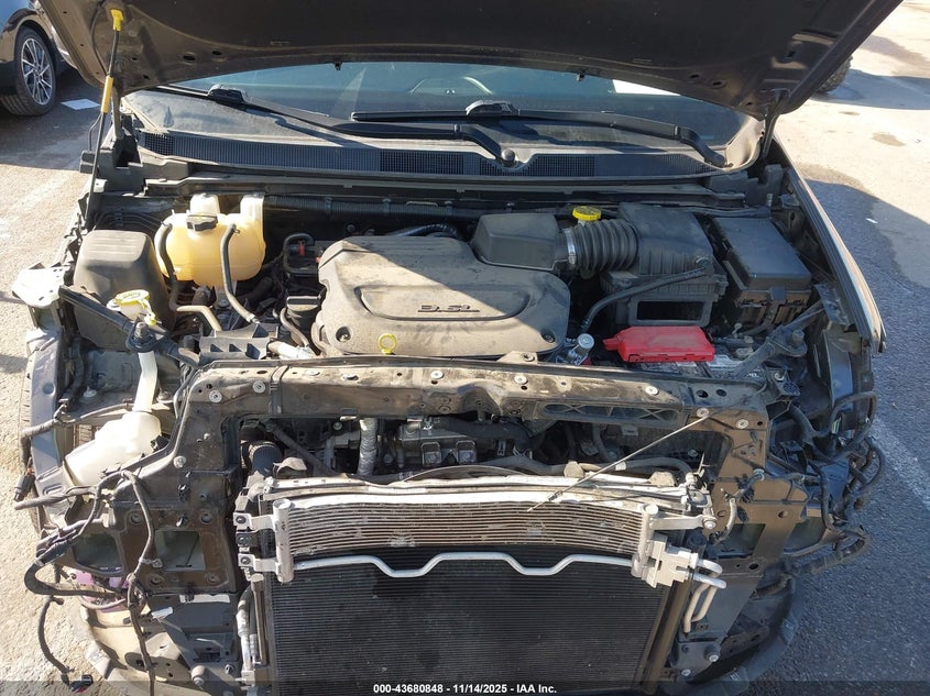 2019 Chrysler Pacifica Touring L VIN: 2C4RC1BG5KR667850 Lot: 43680848