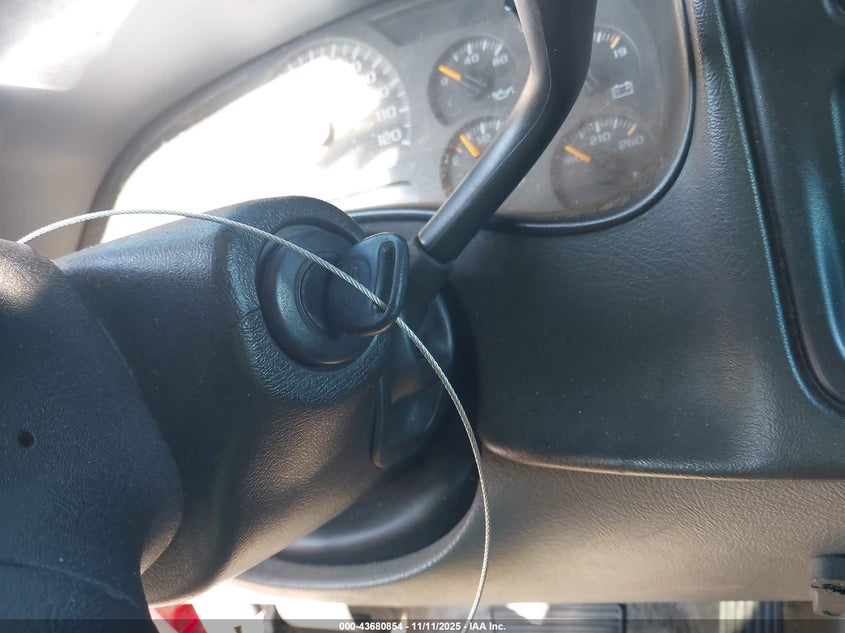 2003 Chevrolet Suburban 1500 Ls VIN: 1GNFK16Z33J265890 Lot: 43680854