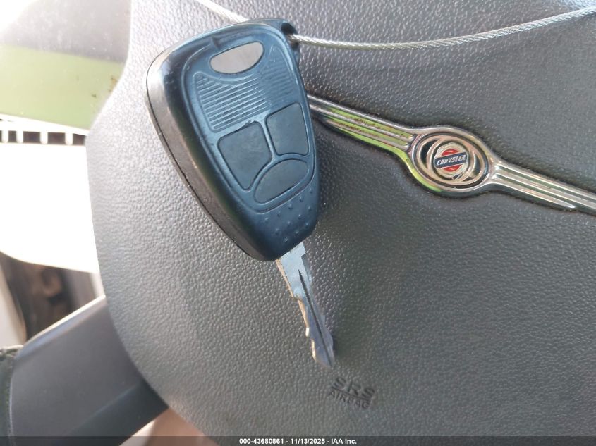 2007 Chrysler Sebring Touring VIN: 1C3LC56K77N663139 Lot: 43680861