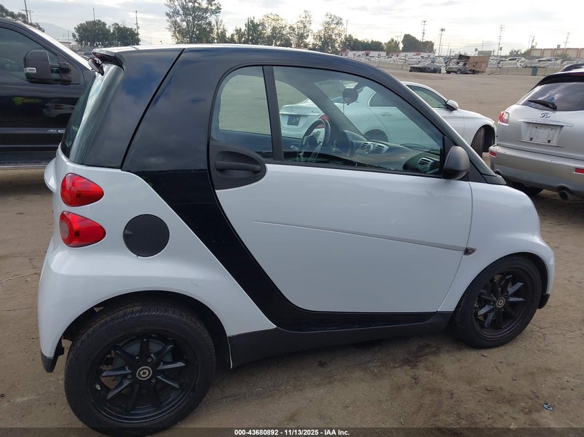 WMEEJ31X88K122977 2008 SMART FORTWO photo no. 14