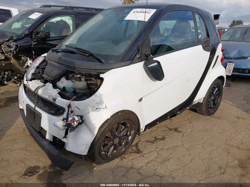 WMEEJ31X88K122977 2008 SMART FORTWO photo no. 2