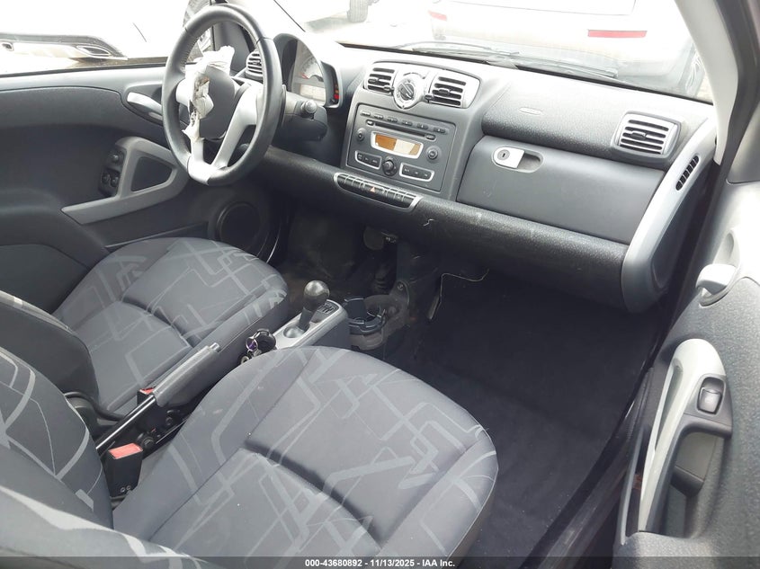 WMEEJ31X88K122977 2008 SMART FORTWO photo no. 5