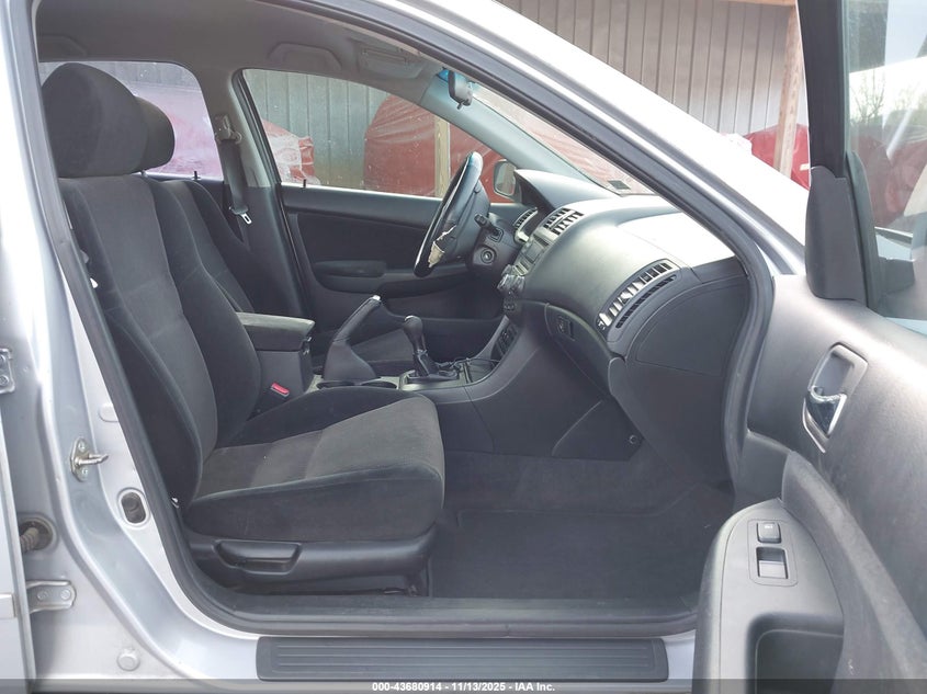 1HGCM55364A050274 2004 HONDA ACCORD photo no. 5