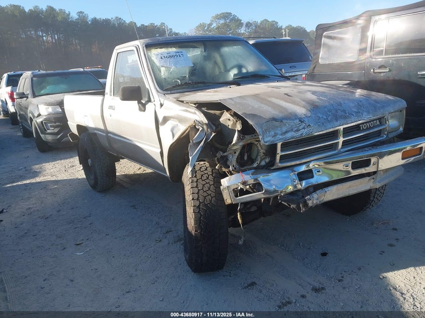 JT4RN63R8H5028018 1987 Toyota Pickup Rn63 Std auction photo 1