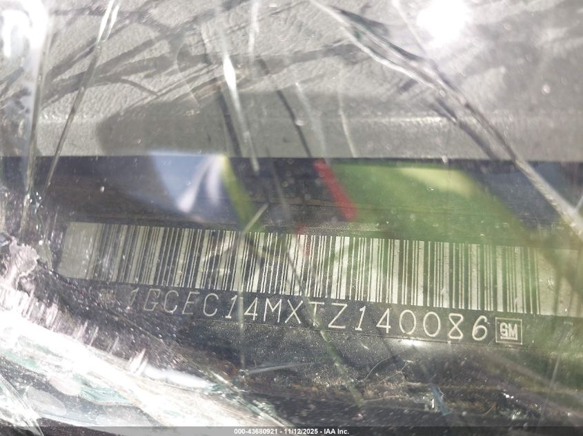 1996 Chevrolet Gmt-400 C1500 VIN: 1GCEC14MXTZ140086 Lot: 43680921