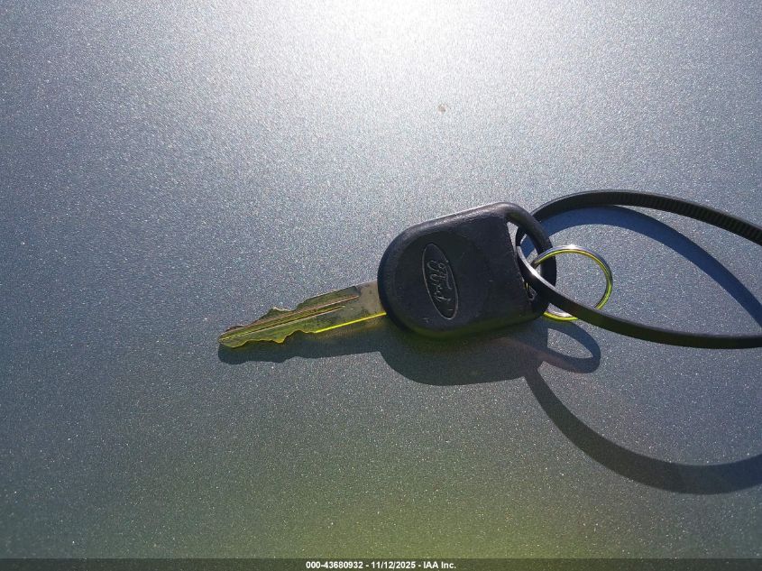 2006 Ford Focus Zx3 VIN: 1FAHP31N46W176281 Lot: 43680932