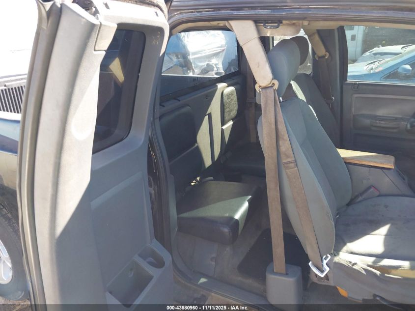 2005 Dodge Dakota Slt VIN: 1D7HE42K55S363423 Lot: 43680960