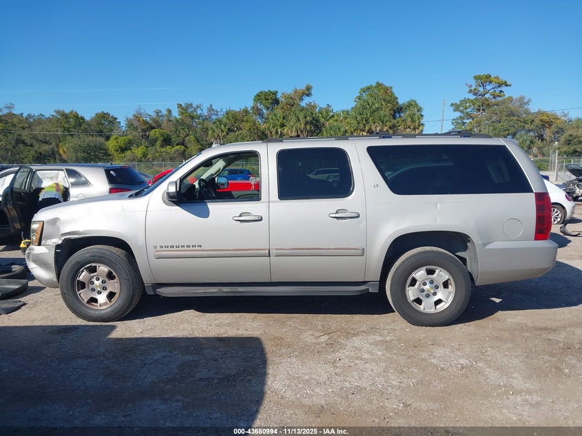 2007 Chevrolet Suburban 1500 Lt VIN: 1GNFK16387J190556 Lot: 43680994