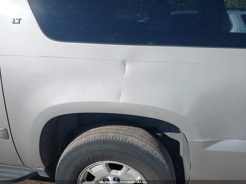 2007 Chevrolet Suburban 1500 Lt VIN: 1GNFK16387J190556 Lot: 43680994