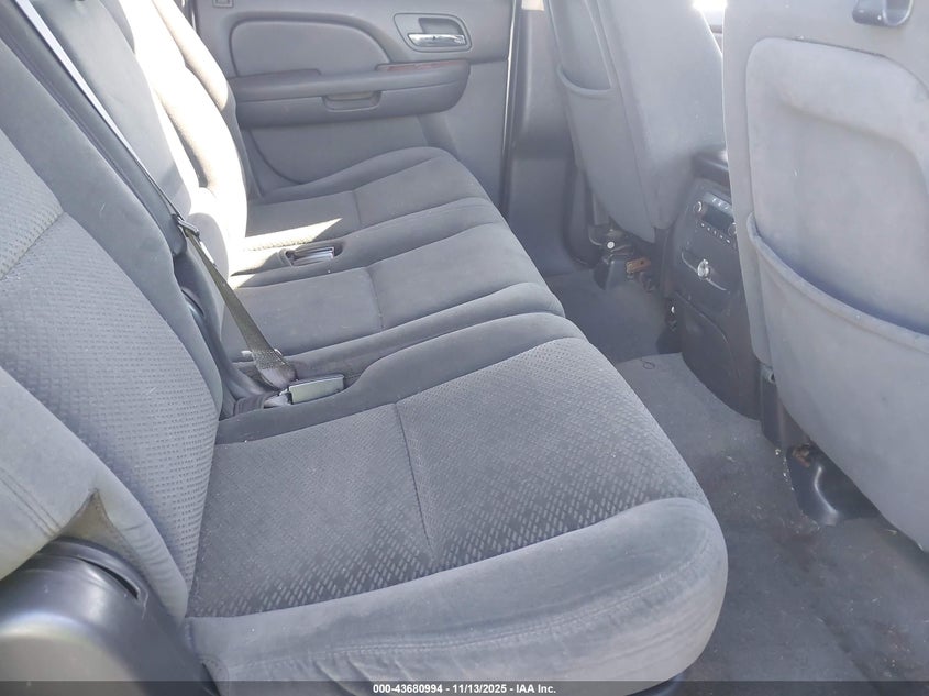 2007 Chevrolet Suburban 1500 Lt VIN: 1GNFK16387J190556 Lot: 43680994