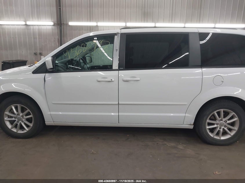 2014 Dodge Grand Caravan Sxt VIN: 2C4RDGCG0ER114624 Lot: 43680997