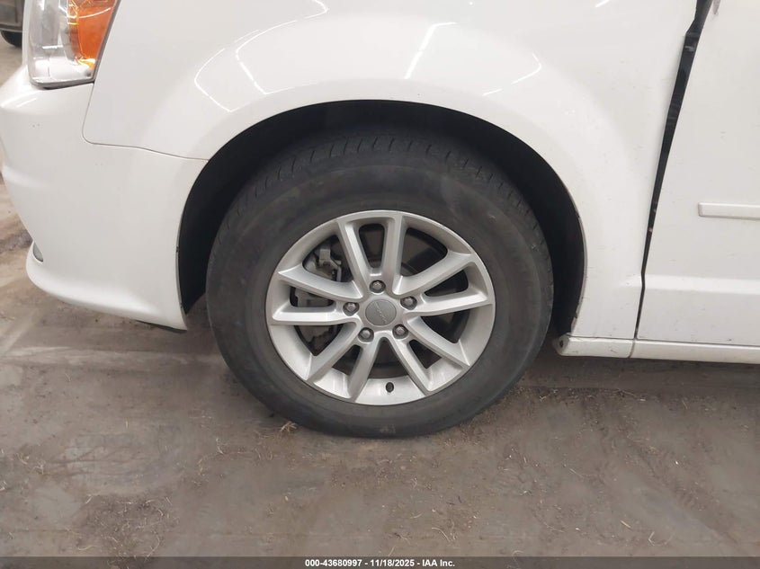 2014 Dodge Grand Caravan Sxt VIN: 2C4RDGCG0ER114624 Lot: 43680997