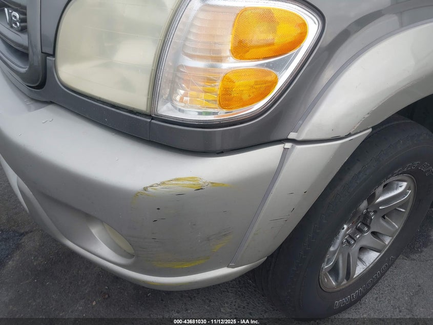 2004 Toyota Sequoia Sr5 V8 VIN: 5TDZT34A64S232172 Lot: 43681030