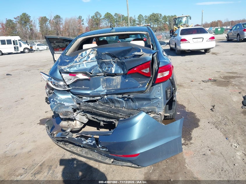 2015 HYUNDAI SONATA SPORT 5NPE34AF2FH088455