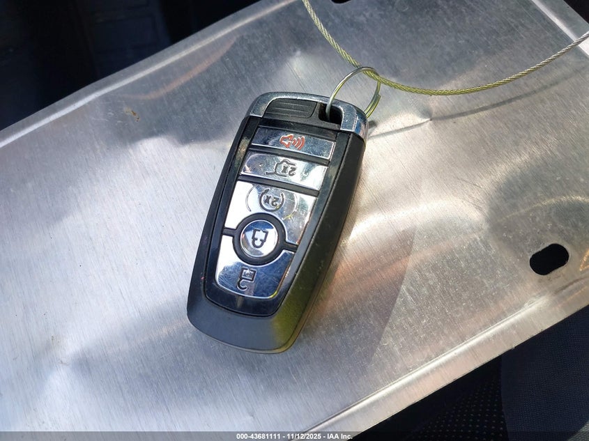 2020 Lincoln Corsair Standard VIN: 5LMCJ1C98LUL22160 Lot: 43681111