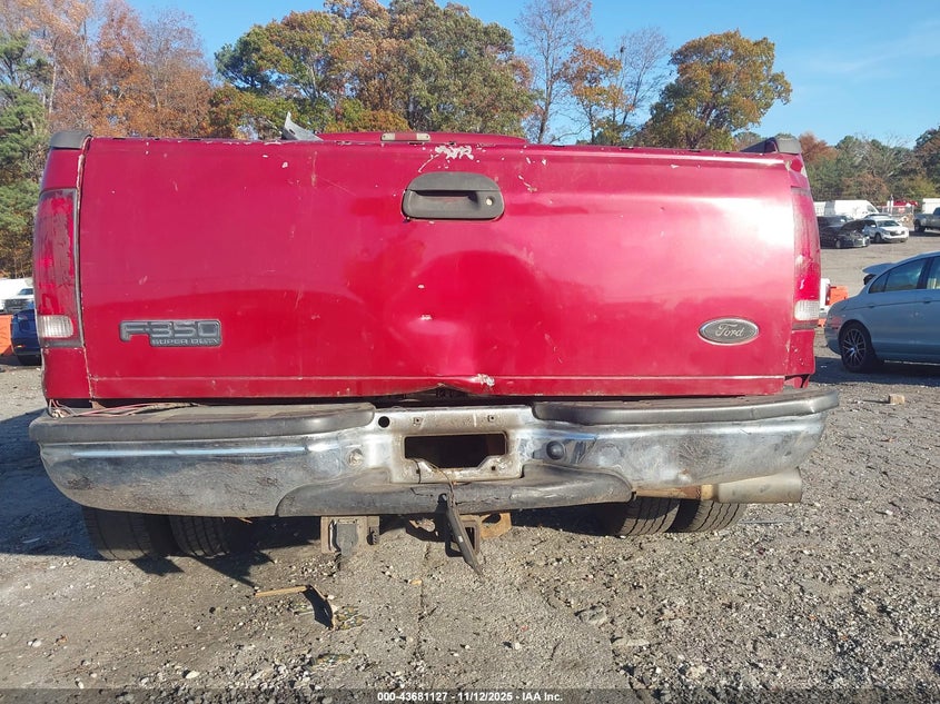 2001 Ford F-350 Lariat/Xl/Xlt VIN: 1FTWW32F51EA15111 Lot: 43681127