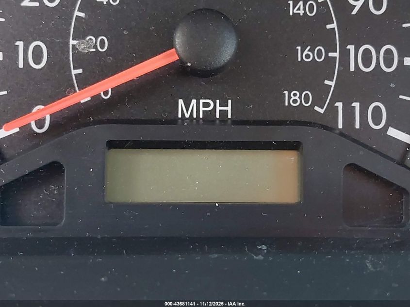 2008 Toyota Corolla Ce VIN: 1NXBR32E28Z049824 Lot: 43681141