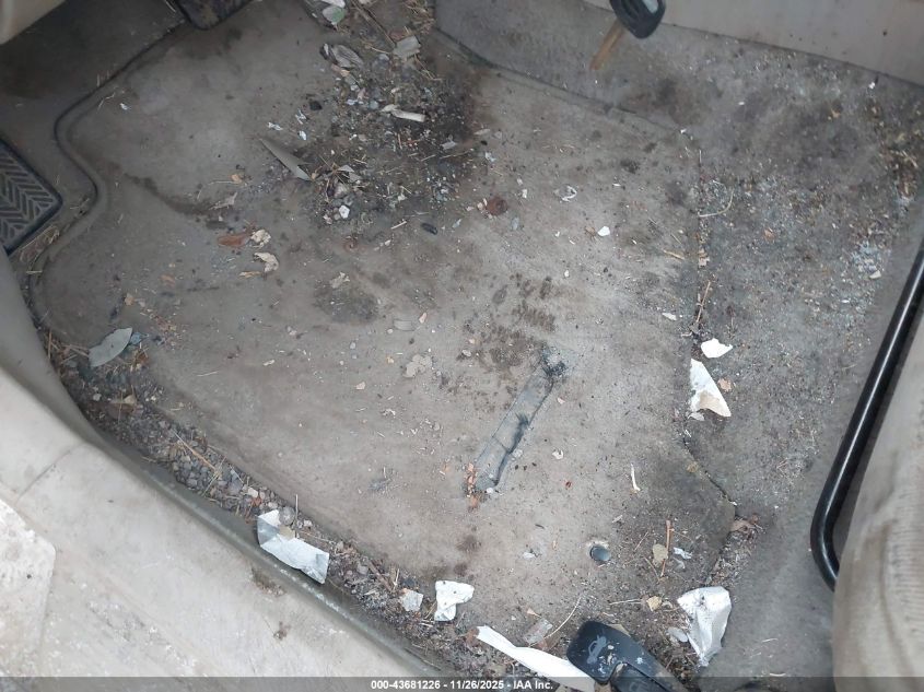 2001 Toyota Corolla Ce VIN: 1NXBR12E51Z432117 Lot: 43681226