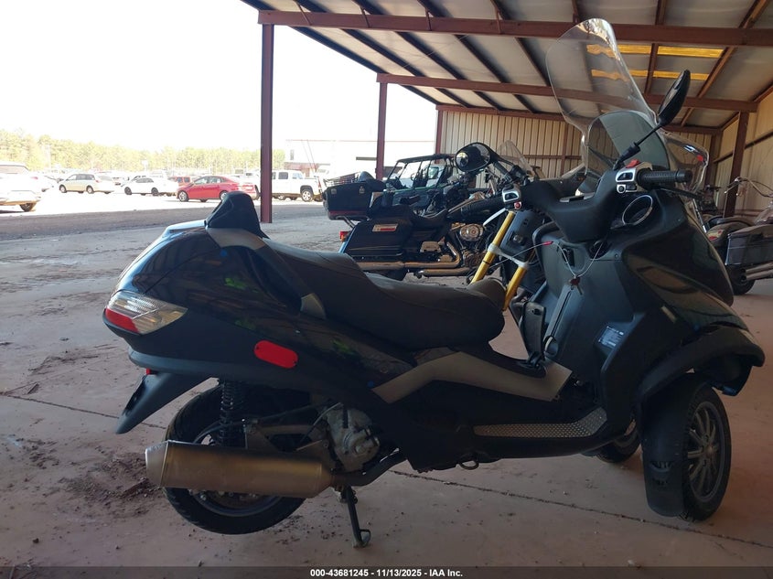 ZAPM479M675001444 2007 PIAGGIO MP3 photo no. 12