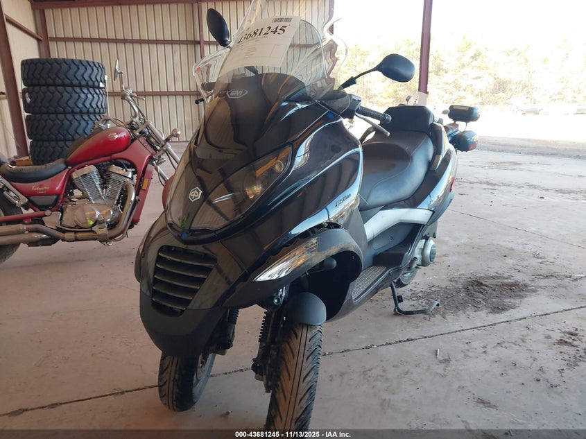 ZAPM479M675001444 2007 PIAGGIO MP3 photo no. 2