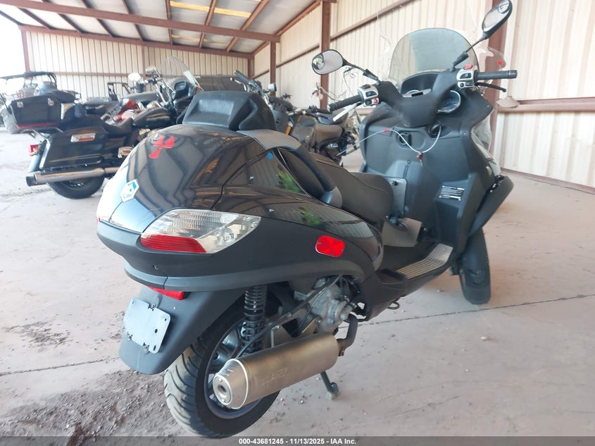 ZAPM479M675001444 2007 PIAGGIO MP3 photo no. 4