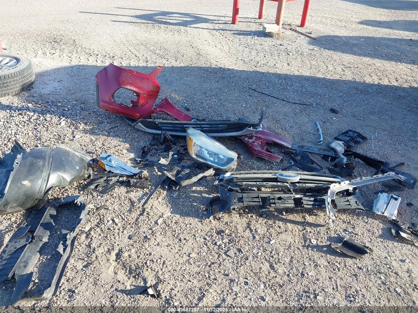 2018 Ford Escape Se VIN: 1FMCU0GD7JUB40935 Lot: 43681257