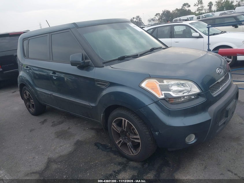 KIA SOUL +