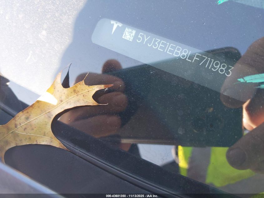 2020 Tesla Model 3 Long Range Dual Motor All-Wheel Drive VIN: 5YJ3E1EB8LF711983 Lot: 43681350