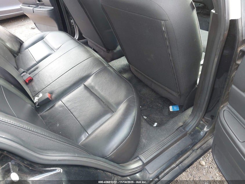 2006 Ford Crown Victoria Police/Police Interceptor VIN: 2FAHP71W56X118314 Lot: 43681372