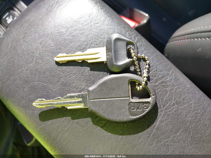 1998 Subaru Legacy Outback/Outback Limited/Outback Sport VIN: 4S3BG6854W7639991 Lot: 43681414