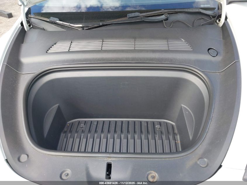 2023 Tesla Model Y Awd/Long Range Dual Motor All-Wheel Drive VIN: 7SAYGDEE2PA029764 Lot: 43681426